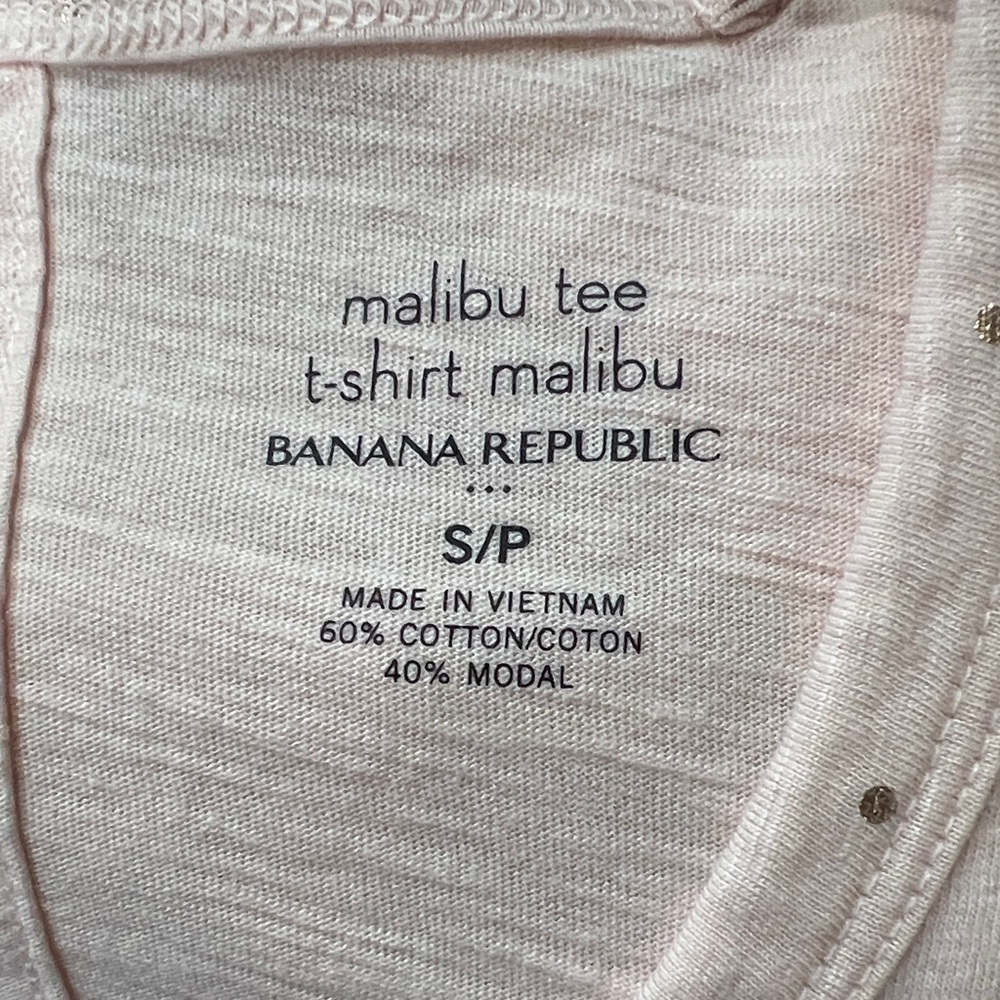 Banana Republic Rose Gold Short Sleeve Tee - Picture 4 of 4